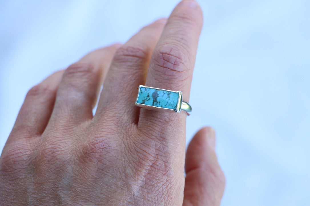 Horizontal Ring (size 8.5)