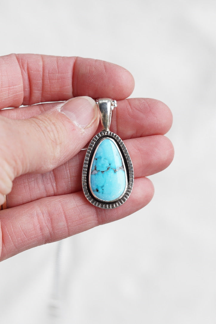 Ripple Necklace (Blue Bird)