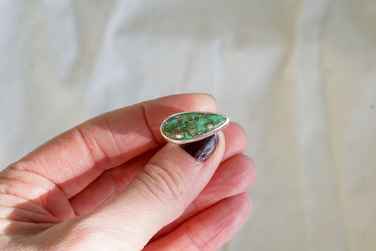 Horizontal Ring (size 6)