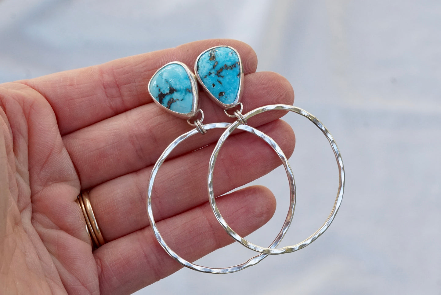 Hammered Organic Hoops (Palomino)