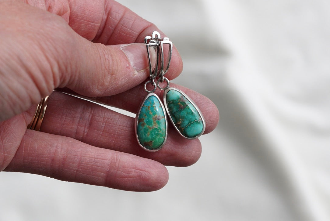 Lever-Backs (Emerald Valley)