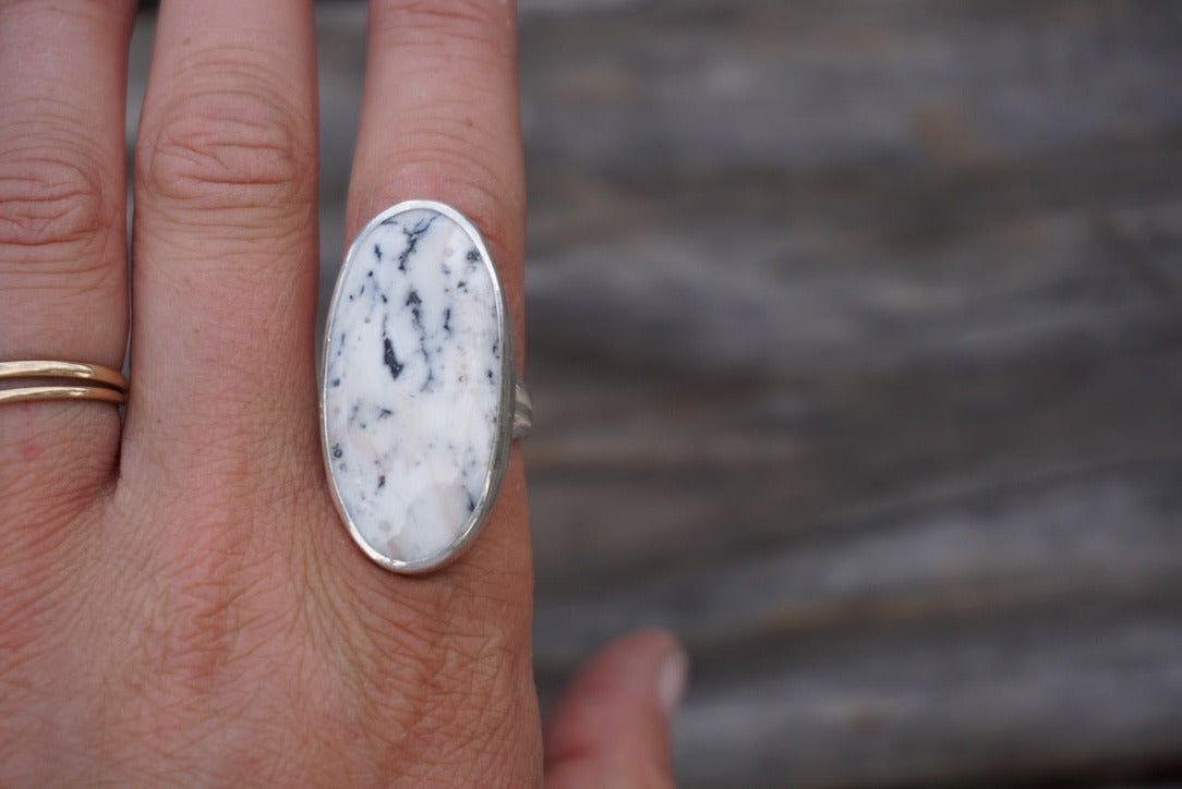 Sterling Silver & White Buffalo Turquoise Ring (Size 7)