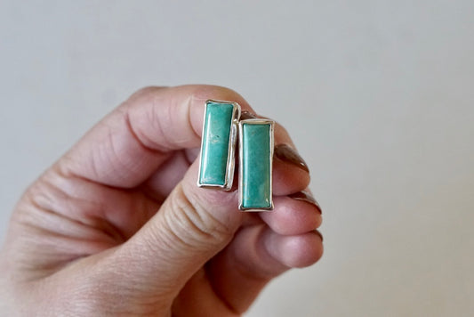 Stud Earrings (Kingman)