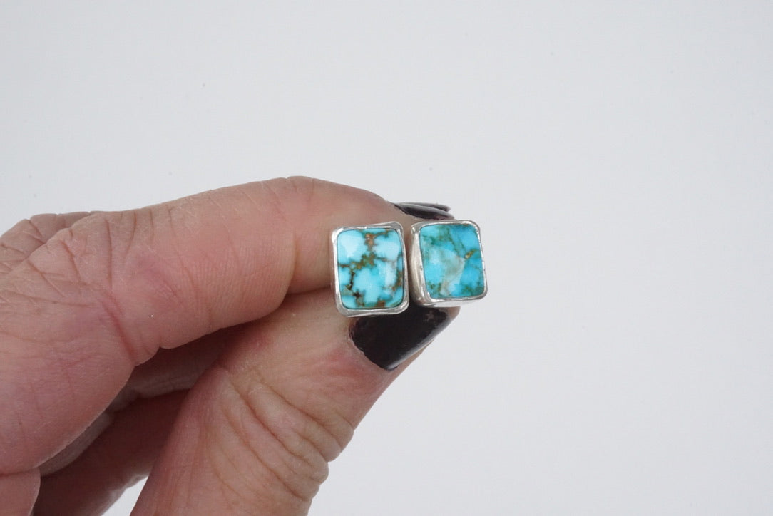 Stud Earrings (Kingman)
