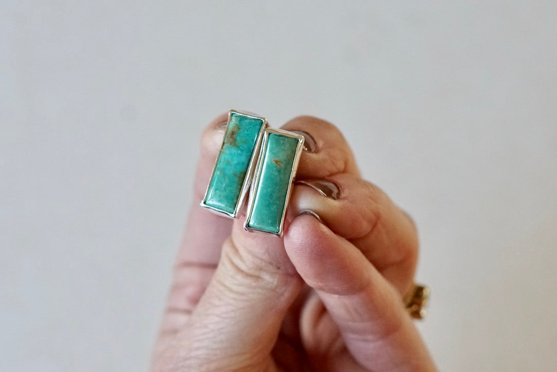 Stud Earrings (Kingman)