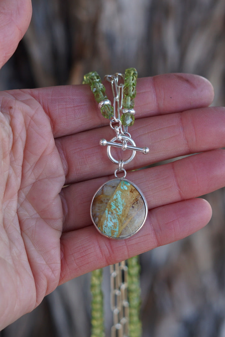 Metolius Necklace (Lime Quartz)