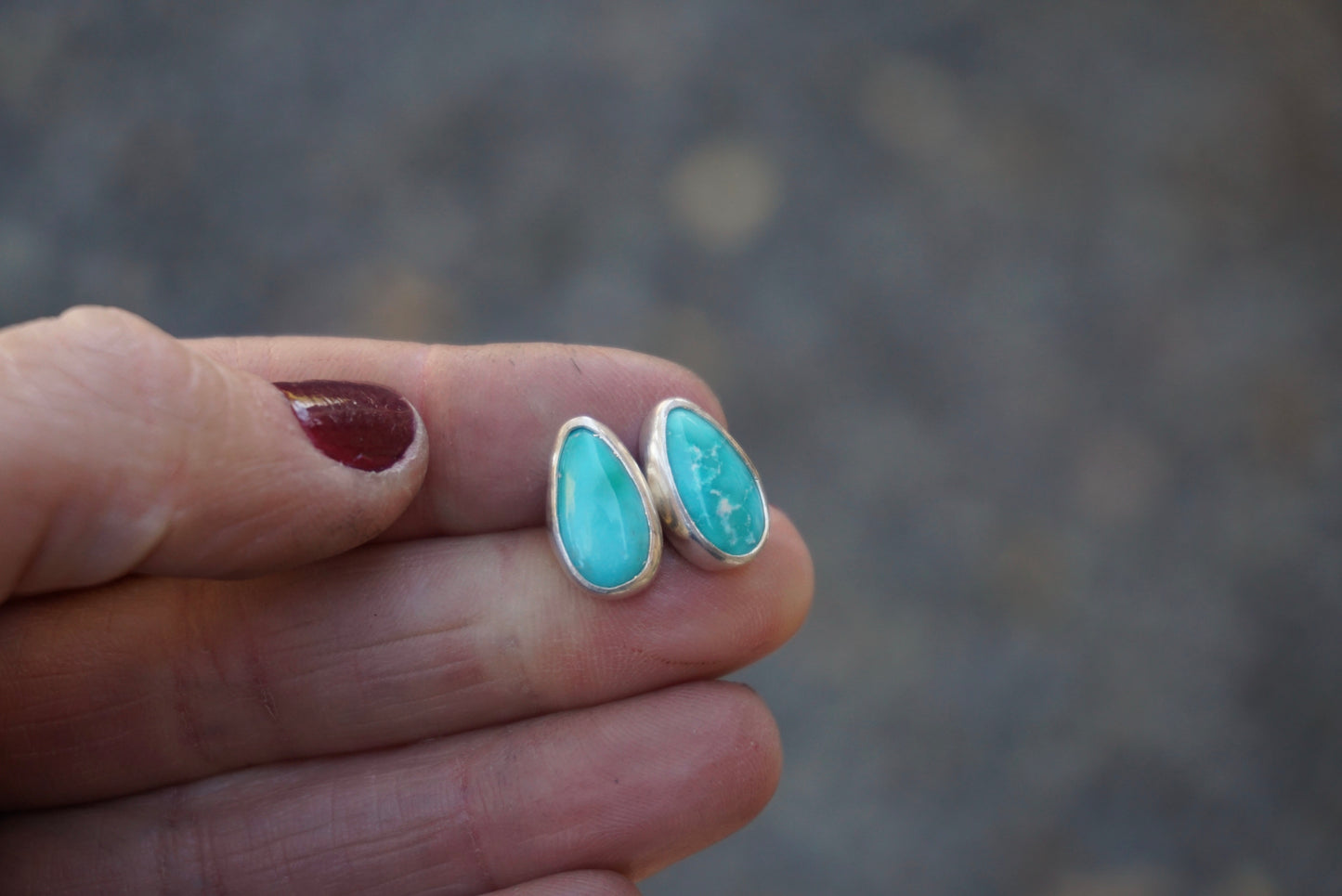 Stud Earrings (Emerald Valley)