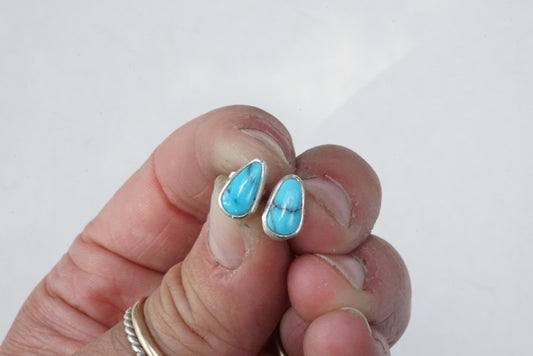 Stud Earrings (Kingman)