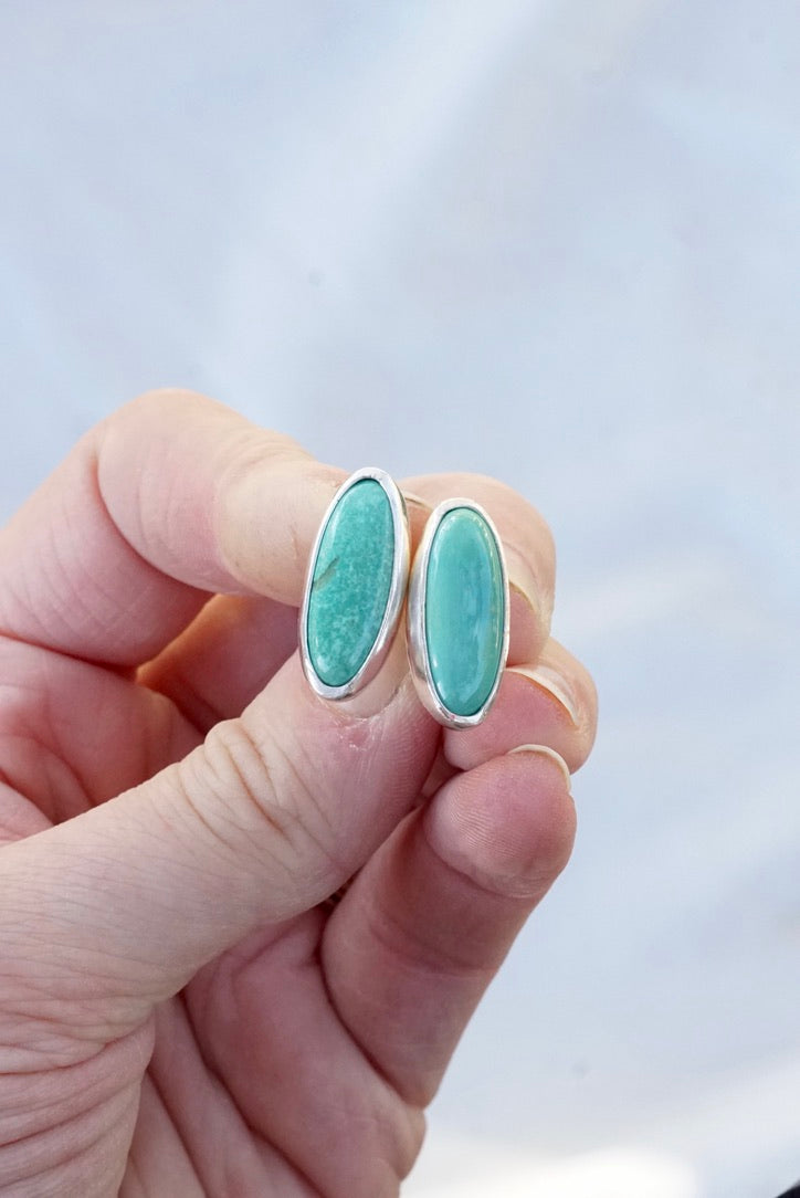 Stud Earrings (Kingman)