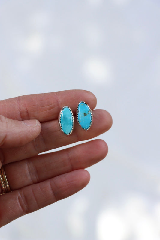 Stud Earrings (Kingman)