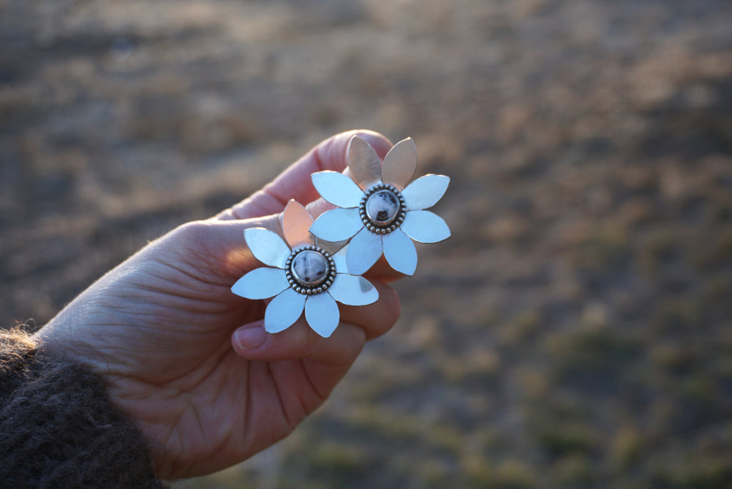 Daisy Stud Earrings