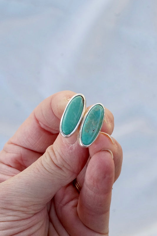 Stud Earrings (Kingman)