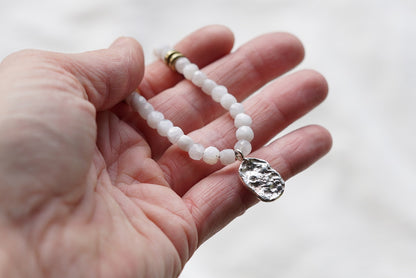 Metolius Necklace (Moonstone)
