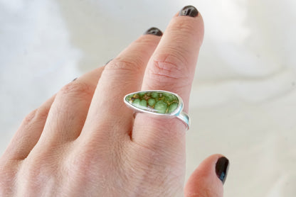 Horizontal Ring (size 8.5)