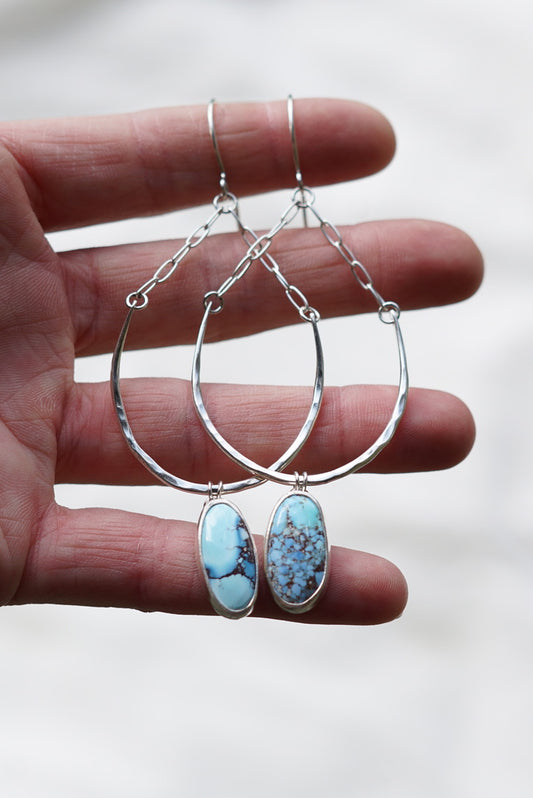 Balance Earrings (Golden Hill)