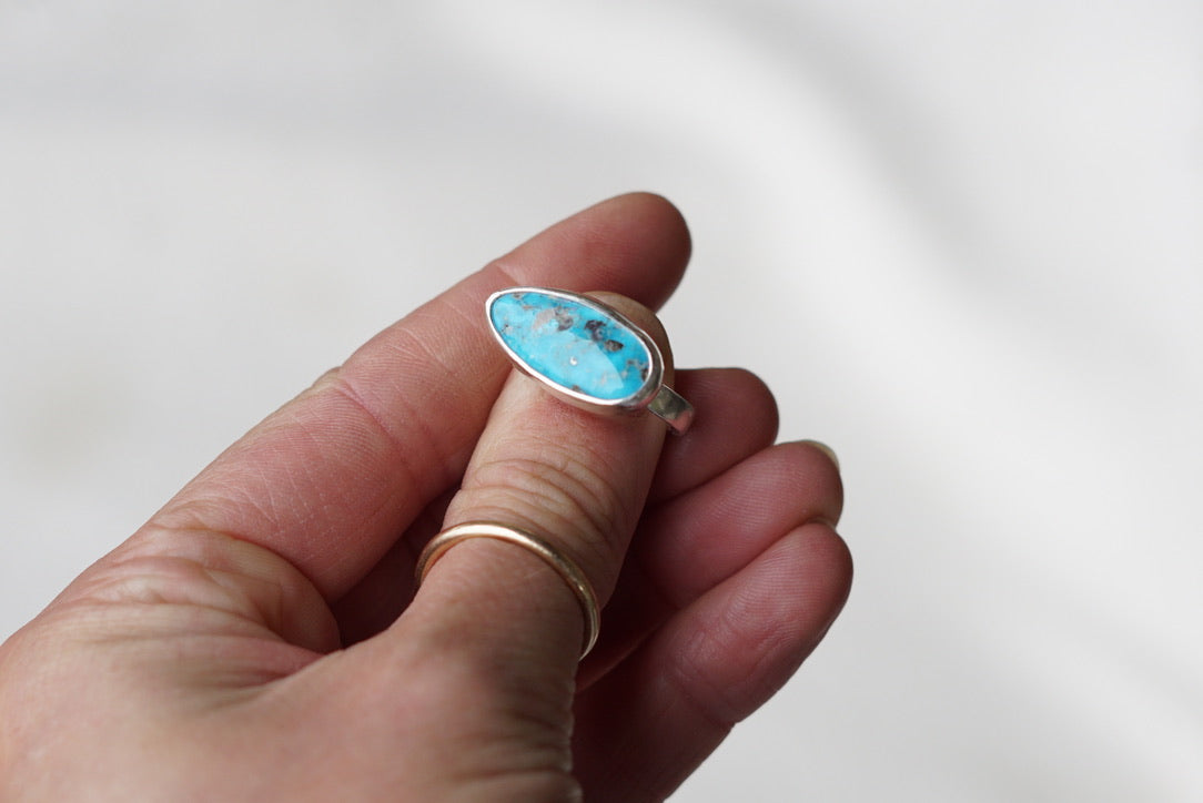 Horizontal Ring (size 6.75)