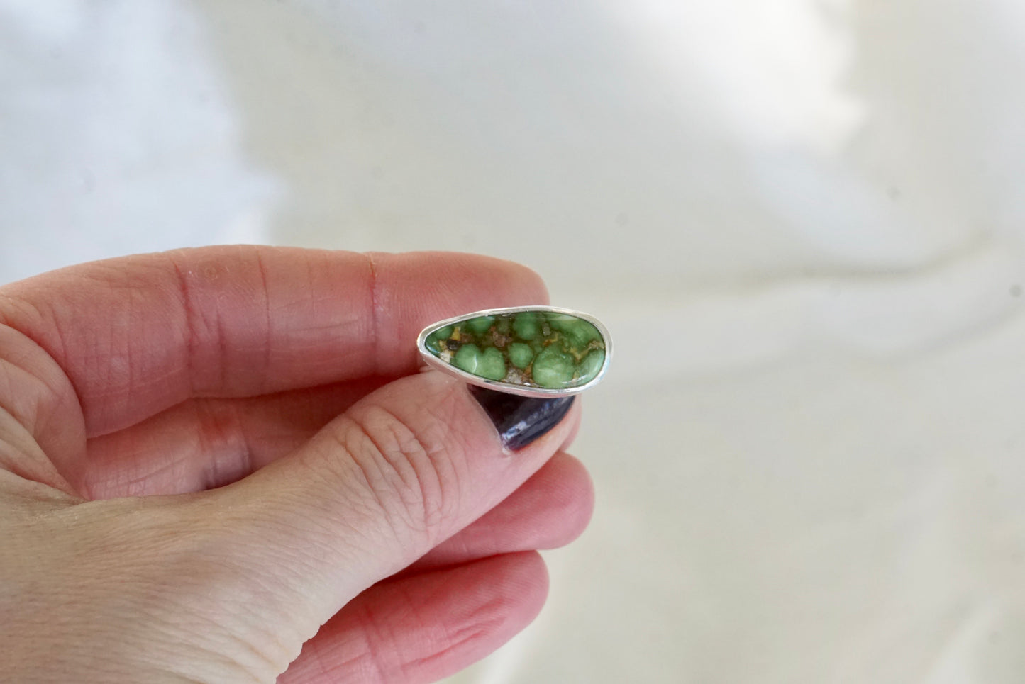Horizontal Ring (size 8.5)