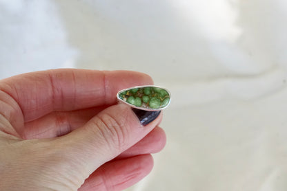 Horizontal Ring (size 8.5)