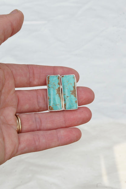 Stud Earrings (Kingman)