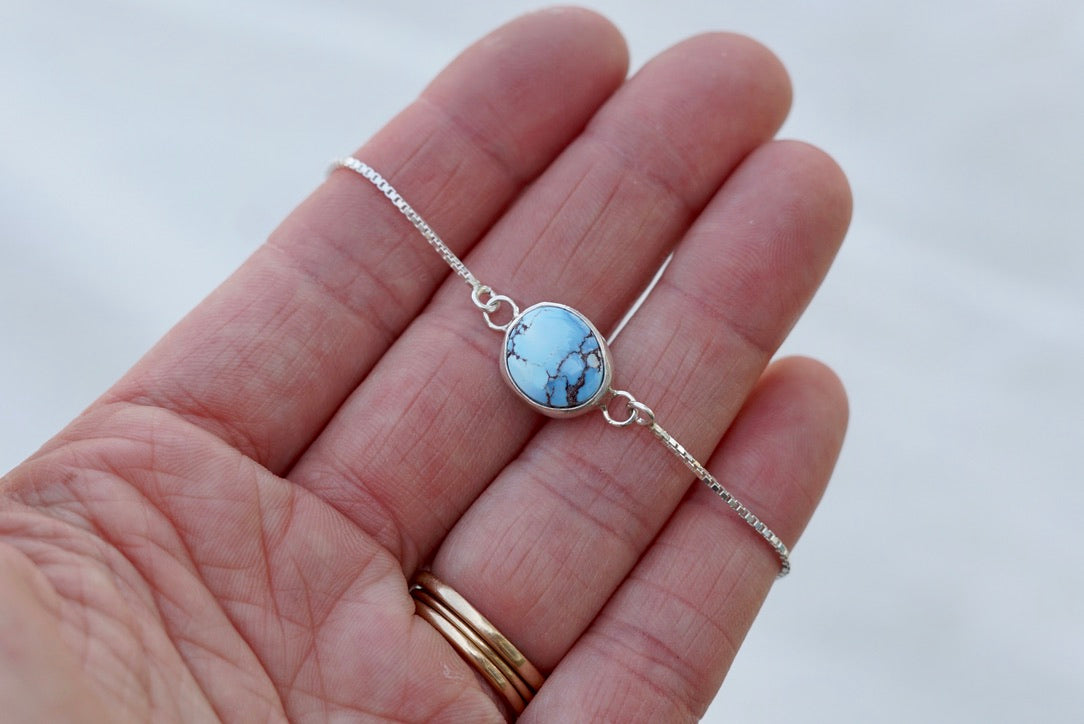 Box Chain Adjustable Bracelet (Golden Hill)