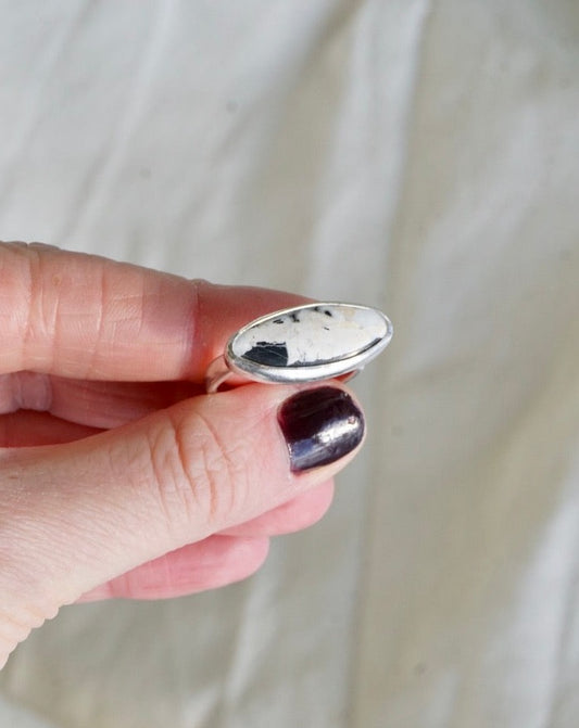 Horizontal Ring (size 8.25)