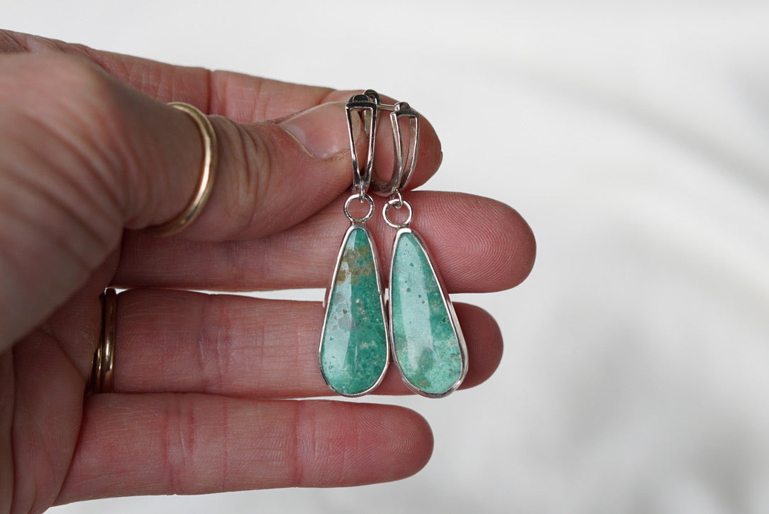 Dainty Lever-Backs (Variscite)