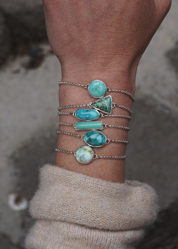 Box Chain Adjustable Bracelet (Blue Bird)