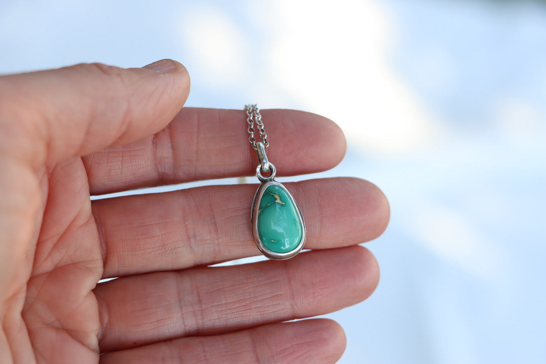 Everyday Necklace (Emerald Valley)