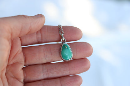Everyday Necklace (Emerald Valley)