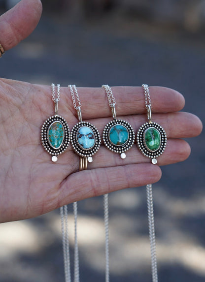 Cosmos Necklace (Verde Valley)