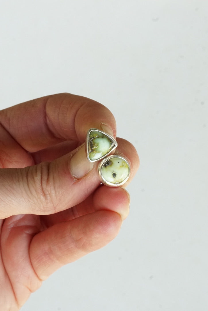 Stud Earrings (Palomino)