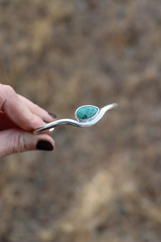 Riverbend Cuff (Carico Lake)
