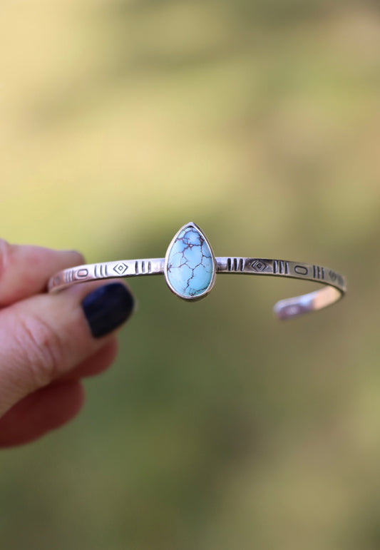 Cuff Bracelet (Golden Hill)