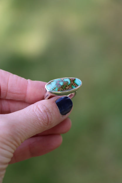 Horizontal Ring (size 8.5)