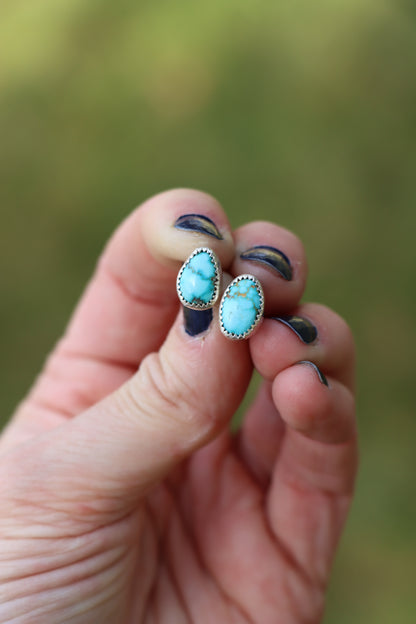 Stud Earrings (Kingman)