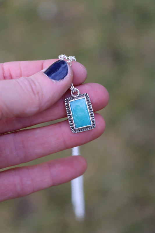 Horizon Necklace (Kingman)