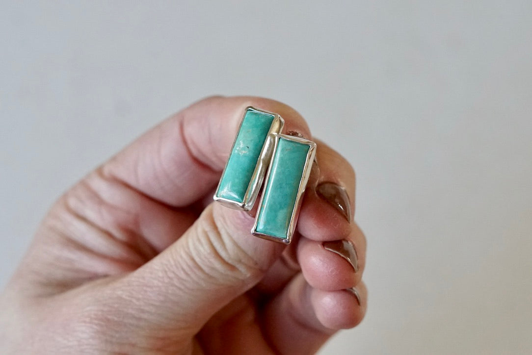 Stud Earrings (Kingman)