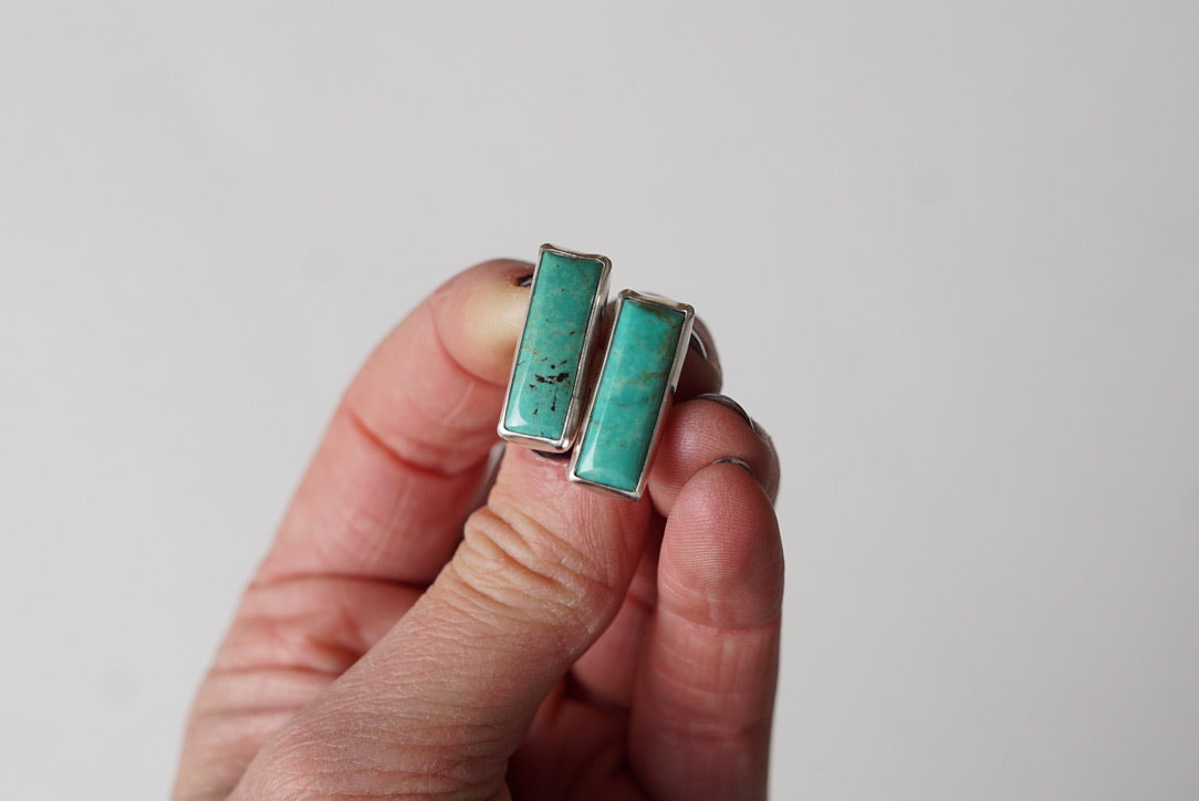 Stud Earrings (Kingman)