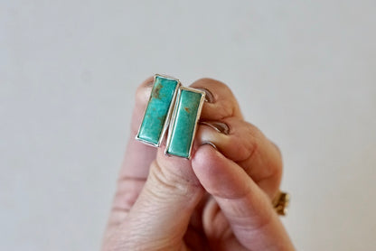 Stud Earrings (Kingman)
