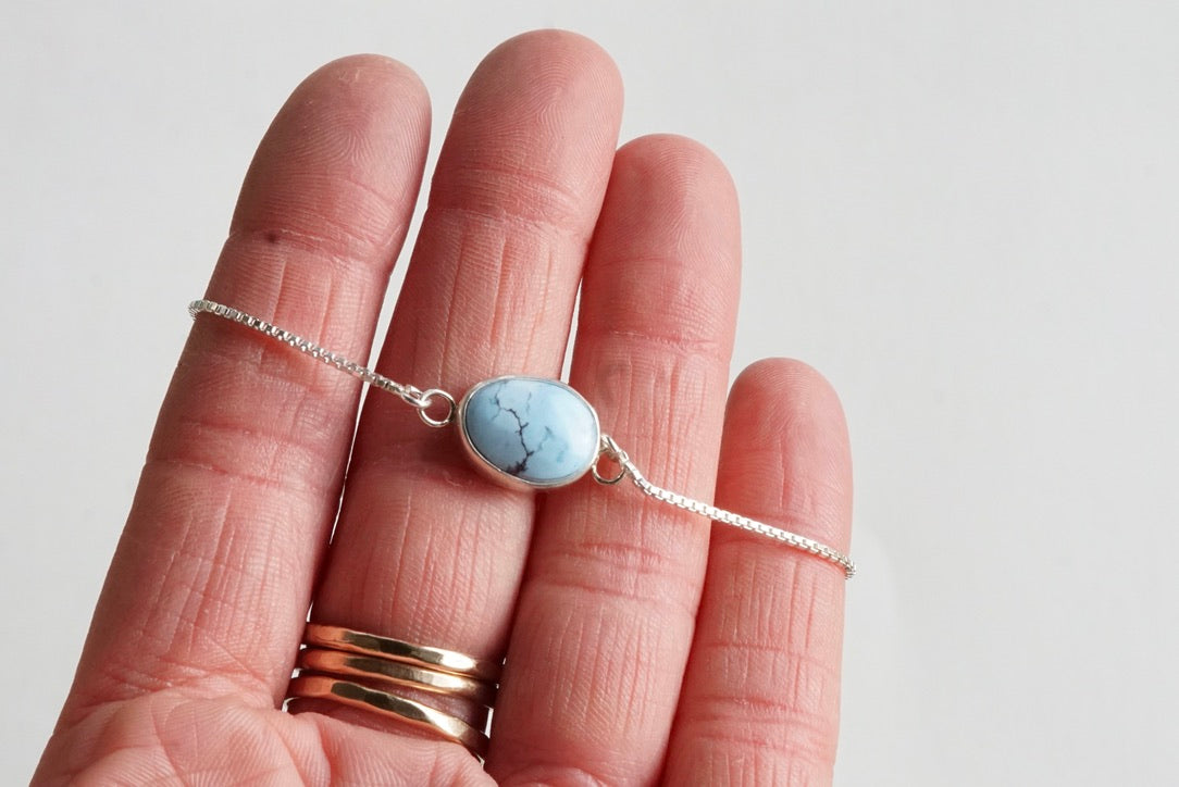 Box Chain Adjustable Bracelet (Golden Hill)