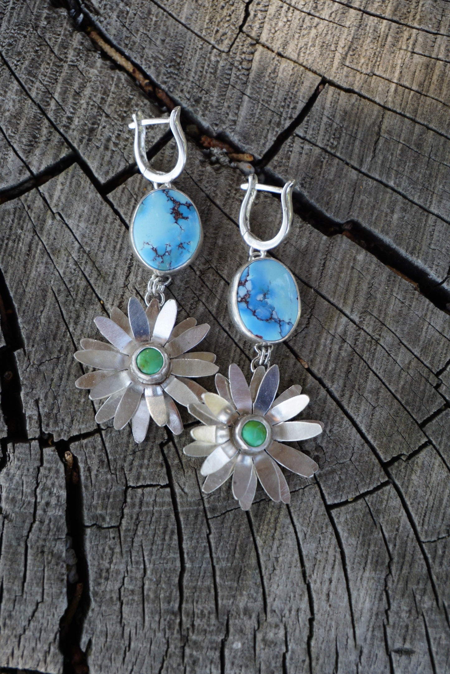 Daisy Lever-Back Earrings (Golden Hill)