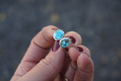 Stud Earrings (Kingman)