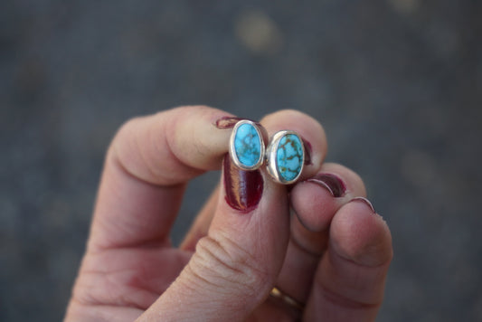 Stud Earrings (Kingman)