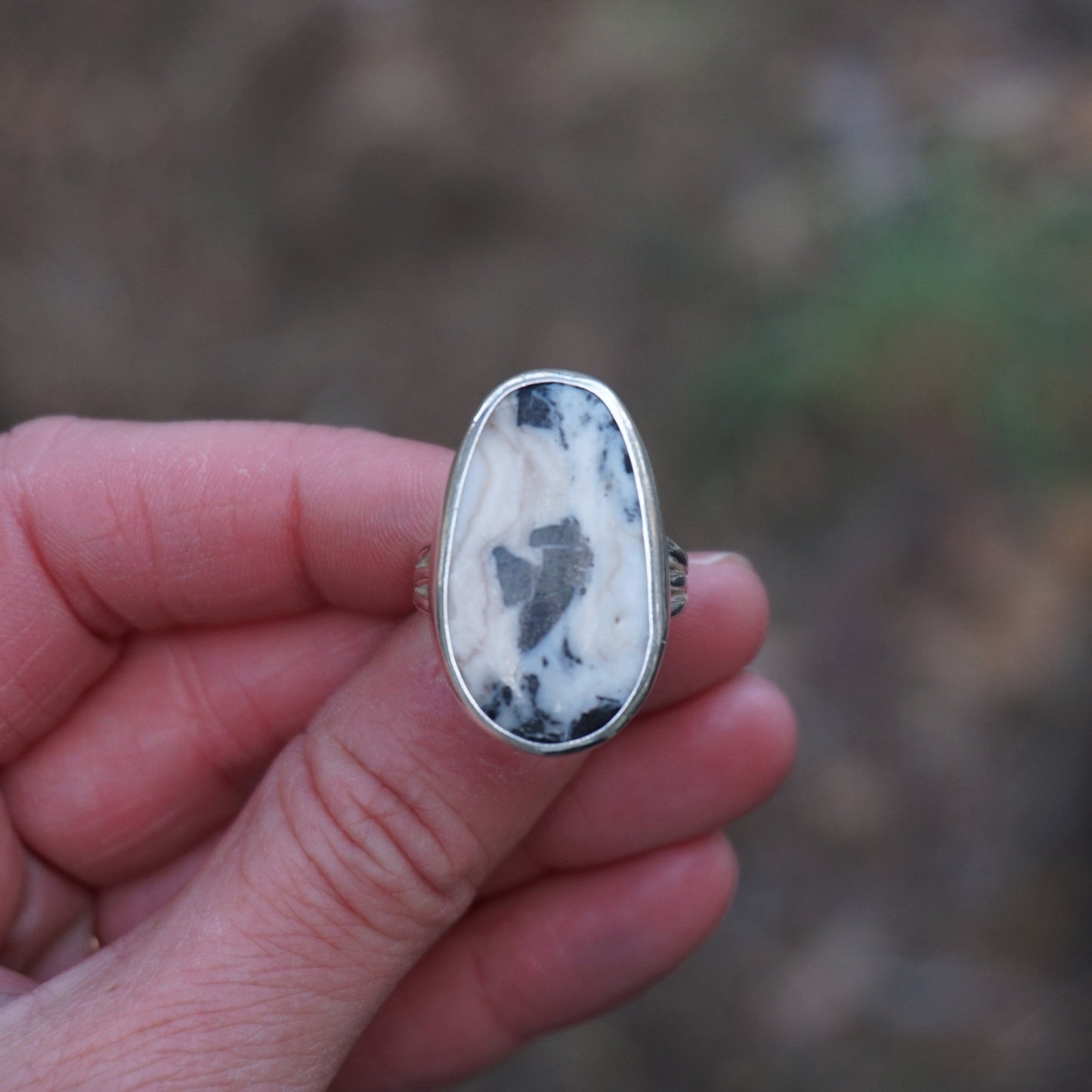 Sterling Silver & White Buffalo Turquoise Ring (Size 7)