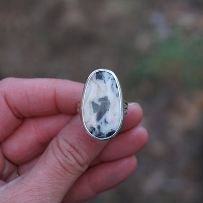 Sterling Silver & White Buffalo Turquoise Ring (Size 7)