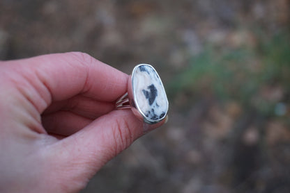 Sterling Silver & White Buffalo Turquoise Ring (Size 7)