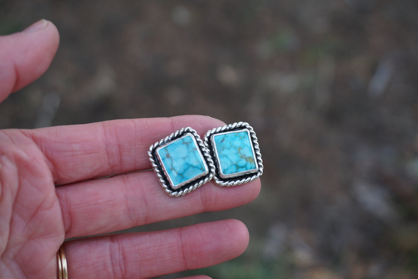 Turquoise Cufflink (Kingman)