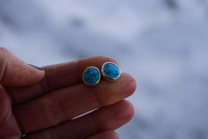 Stud Earrings (Kingman)