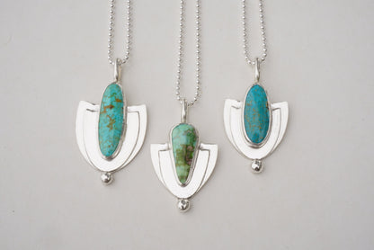 Northern Wind Necklace (Kingman)