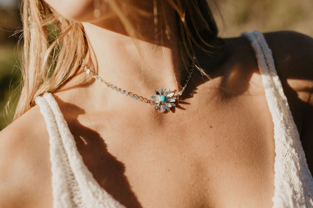 Daisy Choker Necklace